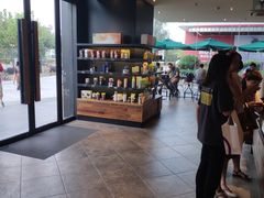 -星巴克臻选(上海长风大悦城店)