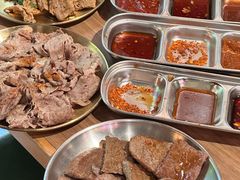 -香猪坊韩国烤肉专属门店(魏公村店)