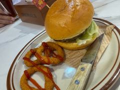 -意国小镇披萨牛排餐厅(万达广场店)