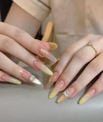-H12 STAR日式美甲美睫专门店