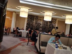 大堂-酌宴府The China Club·广州万富希尔顿酒店(云城东路店)