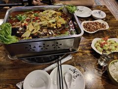 -西街夜油条·麻团包乌饭