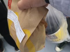 -麦当劳(轻轨曹杨路店)