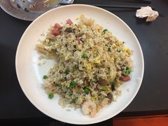 -白玉兰食品(汇联商厦店)