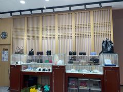 -吉吉吉名品二手奢侈品名表名包回收(静安店)