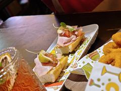 -Famous肥猫墨西哥音乐餐吧(五棵松华熙LIVE店)