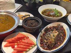 -有红鸡毛店·川菜(建设路店)