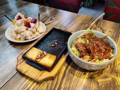 -花食间餐吧(远大购物中心群力店)