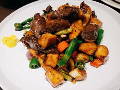螺旋粉炒牛上脑-有璟阁港式餐厅(国贸商城店)