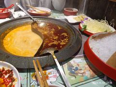 -生活如沸·顺德水牛奶火锅(大学路店)