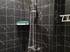 -魔方公寓(碧云国际店)