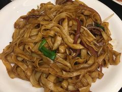 干炒牛河-頂好酒家·经典粤菜(海信广场店)