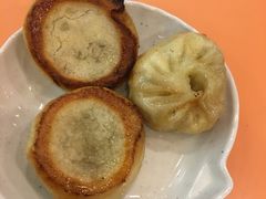 生煎鲜肉包-龙抄手(春熙路总店)
