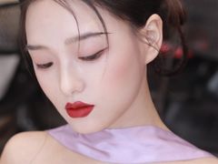 -金夫人化妆摄影职业培训学校