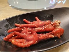 连骨头都不剩的鸡爪-佬肥猫(周浦万达店)