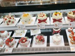 -花花卷卷·鲜食蛋糕(静安久光百货店)
