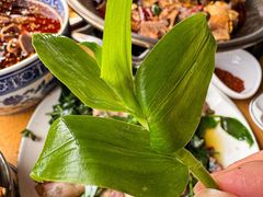 -大众跷脚牛肉馆·非遗传承单位(峨眉山店)