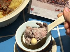 -瑞虹新天地月亮湾