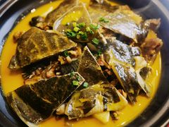 黄焖大甲鱼-东方红酒楼(知春路店)