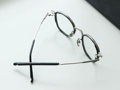 -目艮眼镜SHOWROOM(品牌集合店)