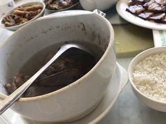 猪肉河源菜汤-莲湖山庄