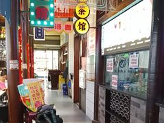 -卤校长老火锅(杨家坪直营店)