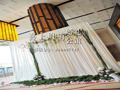 -上海龙之梦万丽酒店