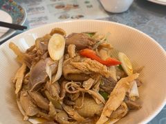 -汗腾格里·风味餐厅(新疆驻京办店)