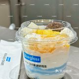 春天要吃五彩缤纷的酸奶🍓🥝🍍🦋