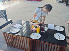 -亚龙湾喜来登·美景台大堂吧