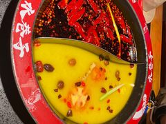 -水巷子·巴掌腰片重庆火锅(巧家店)