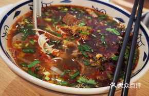 Sauce-Flavored Steak Noodles