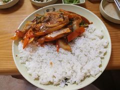 牛肉盖饭-妈妈手(山大总店)