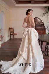 -纯色时光婚纱艺术馆WHITE