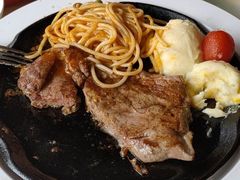 -豪客来牛排(中央花苑店)