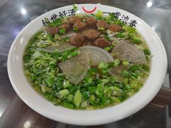 -牛一嘴·兰州牛肉面·大盘鸡(财富中心店)