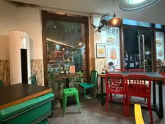-左记港食(融科天城店)