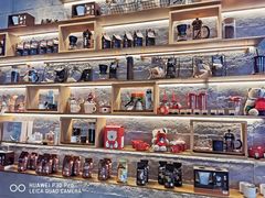 零售区-星巴克臻选(济南恒隆店)