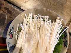 金针菇-小龙坎老火锅(北京三里屯店)