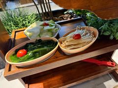 -憨石匠山野鲜菜火锅(理工店)