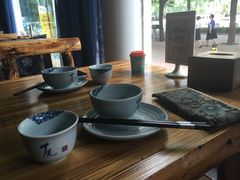 靠窗位-自贡盐帮菜·玩辣餐厅(樱花园西街店)