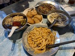 -白翔甜食店