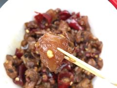 招牌冷吃兔-鑫记婆婆兔·成都特产·兔头手撕兔(太古里店)