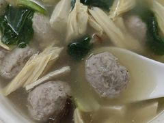 生汆丸子汤-子午路张记肉夹馍(翠华路店)