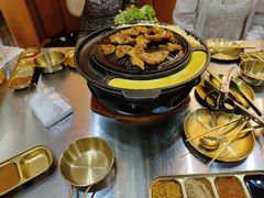 -胡悦里韩式烤肉(芝罘万达广场店)