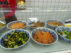 -陆元丰·兰州纯汤牛肉面(自强西路店)