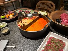 -三出山火锅(南京万象天地店)
