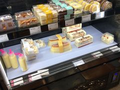 面包甜点陈列柜-苹果花园(龙漕路店)