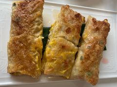 煎鲜虾腐皮卷-樟木头三正半山酒店·汉宫中餐厅