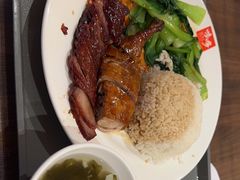 -大食代美食广场(上海中心店)